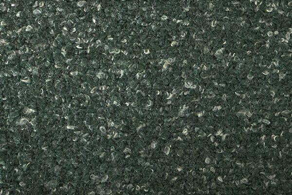 608
