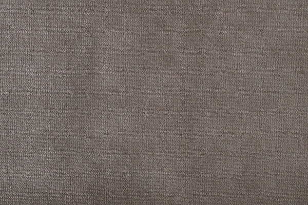 945