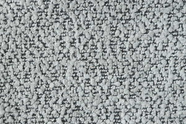 805